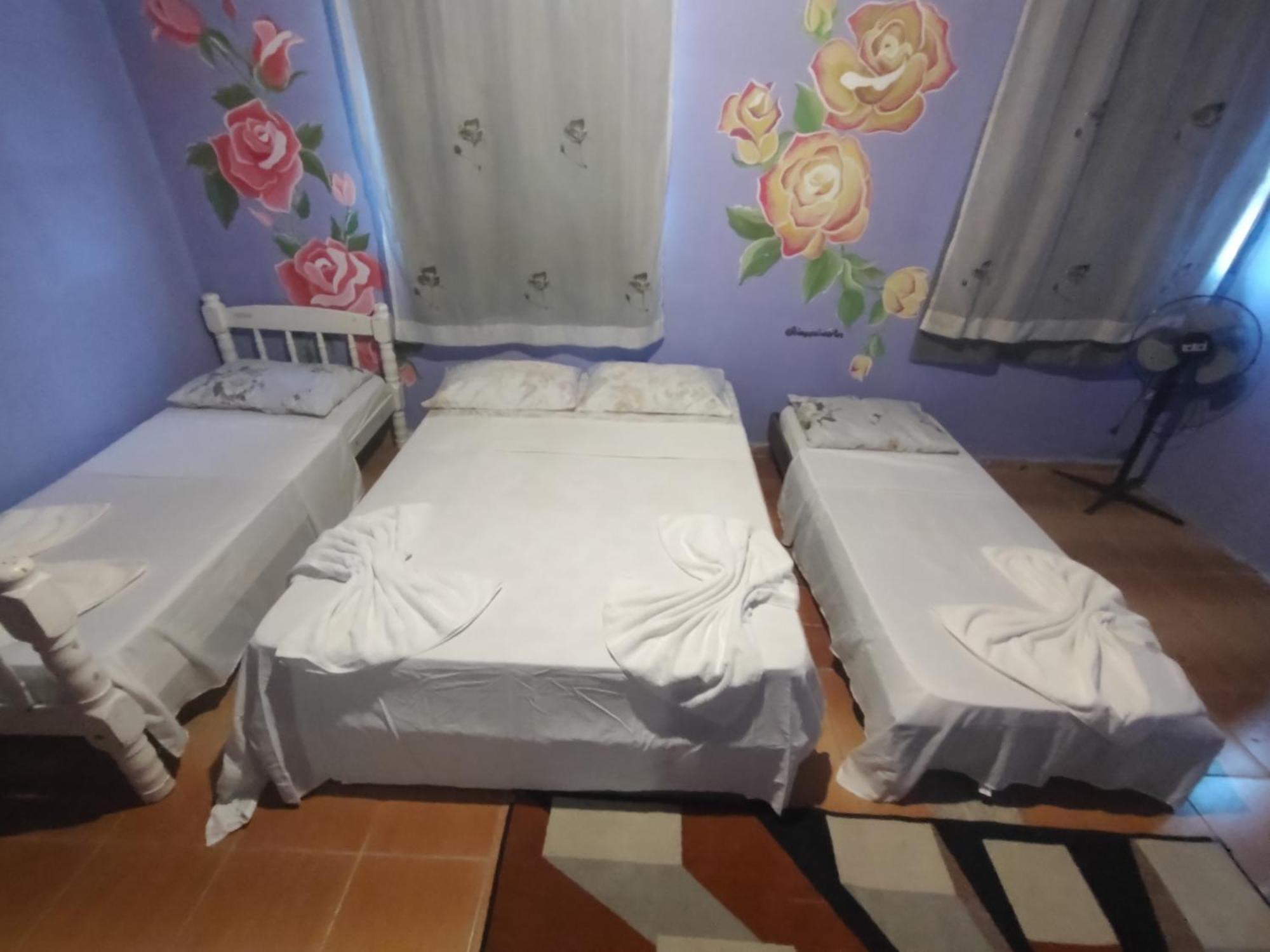 Quarto Rosas 2 A 5 Pessoas Centro Praia Do Pontal パラチ エクステリア 写真
